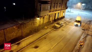 Во Львове выпал ледяной снег и ударила молния