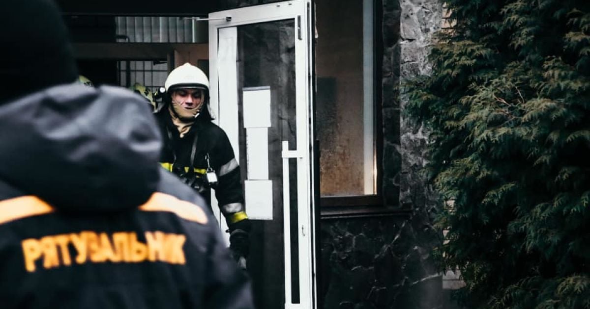 У Києві зайнявся будинок для літніх людей