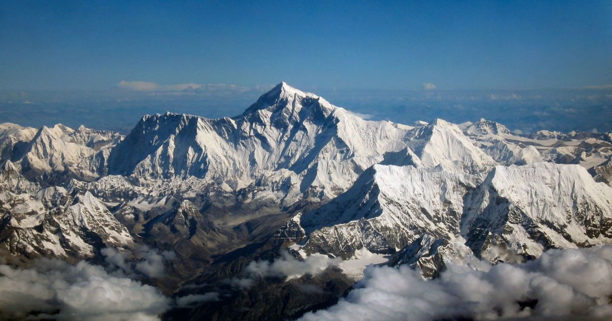 New Everest Rule: Climbers Must Clean Up Their Faeces