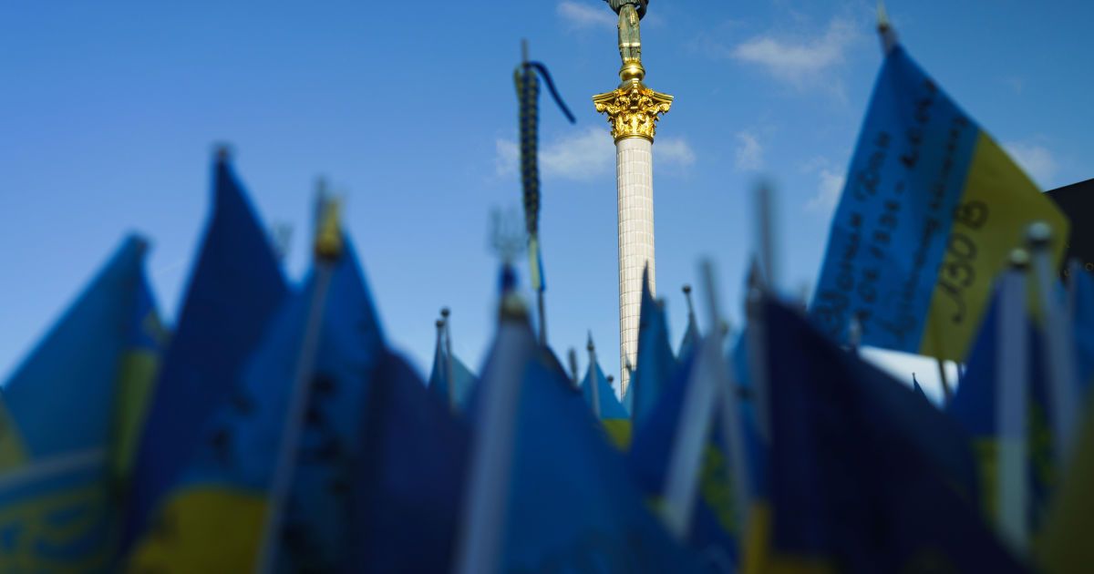 "День незалежності" чи "День Незалежності": українці масово роблять одну помилку в назві свята