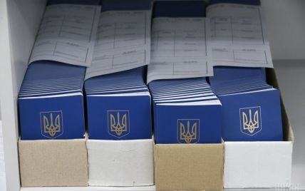 Українців до Білорусі пускатимуть лише із закордонними паспортами