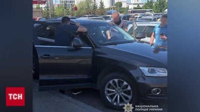 Страшні деталі ДТП в Києві: ось що спливло про водія! Отруєння військового й зникнення підлітків