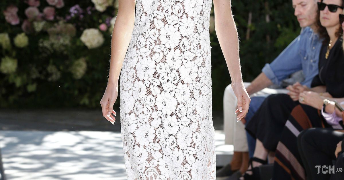 Колекція Michael Kors прет-а-порте сезону весна-літо 2022 / © East News