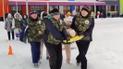 Московские пенсионеры носили "раненых" и разбирали автоматы ради сухпайка
