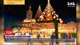 Новини України: на Софійській площі за місяць розпочнуть монтаж головної ялинки країни