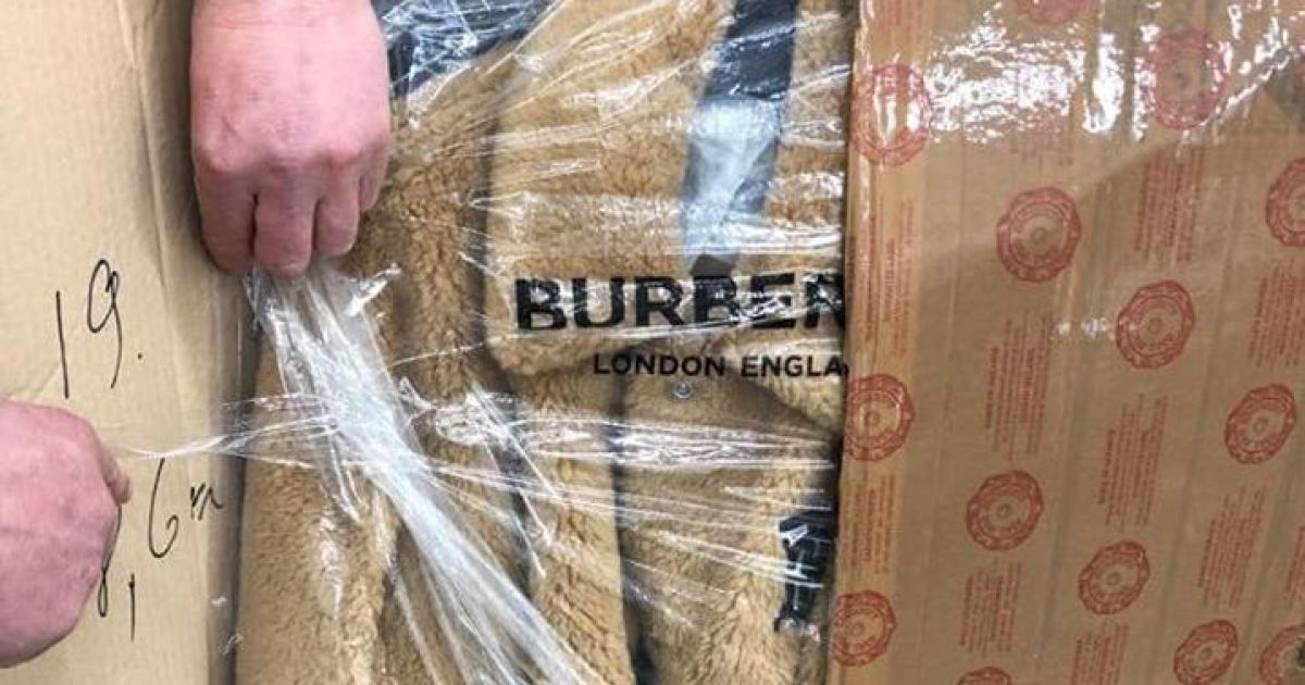 "Якщо знайдете десь плащ Burberry за 250 грн, дайте знати". Нефьодов розказав про контрабанду тижня