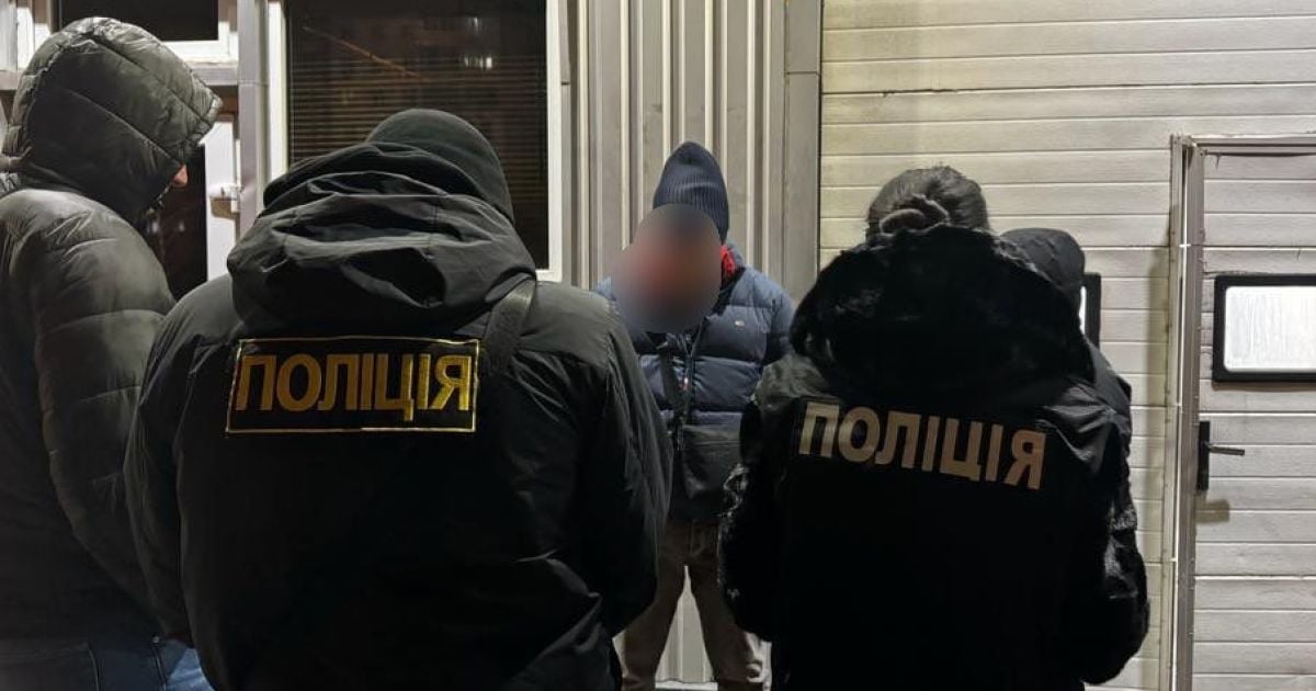 Должность за 35 тысяч долларов: в Одессе задержали инспектора исполнительной службы и экс-работника прокуратуры