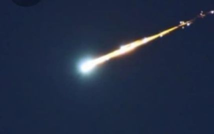 "Летел секунд 5 и взорвался": под Днепром жители уверяют, что видели метеор