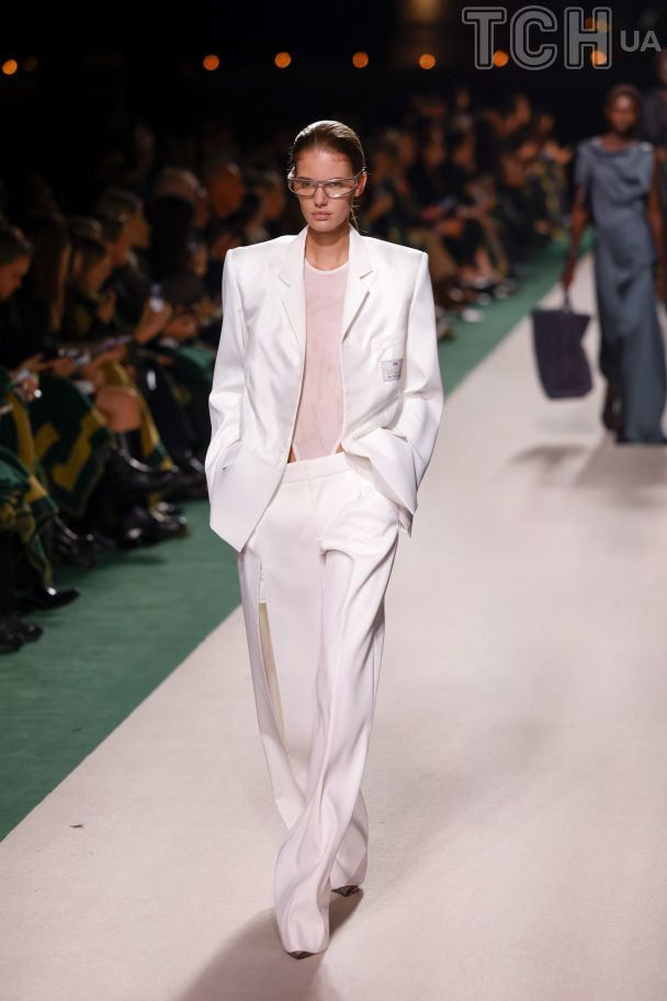 Коллекция Victoria Beckham весна-лето 2025 / © Associated Press