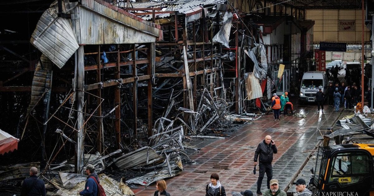 Разрушения на рынке «Барабашово» в Харькове после ночной атаки