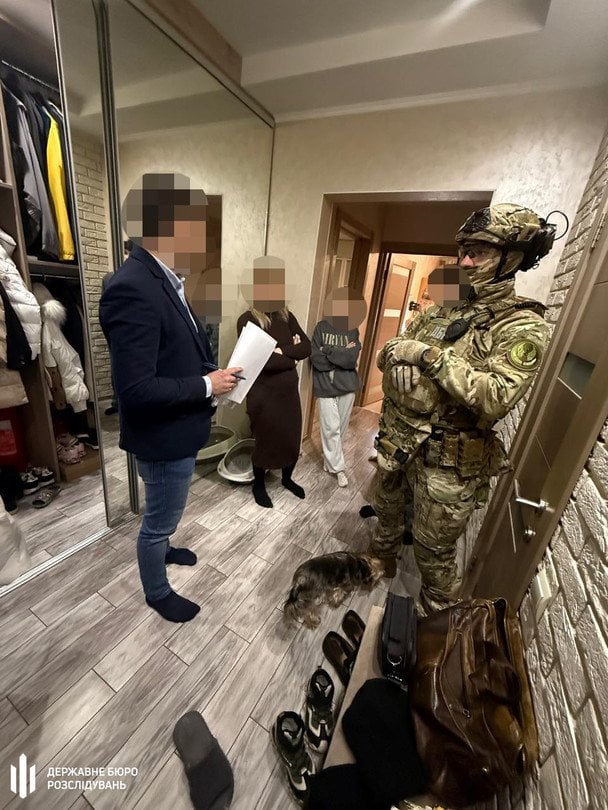 У Києві затримали посадовців ТЦК та експравоохоронця за масове «списання» військовозобов’язаних / © Державне бюро розслідувань