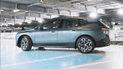 Самостоятельно паркуется и заезжает на мойку: BMW показала невероятные возможности одного из своих электрокаров