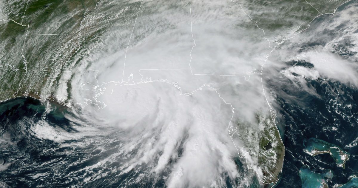 США за кілька годин накриє ураган "Саллі"