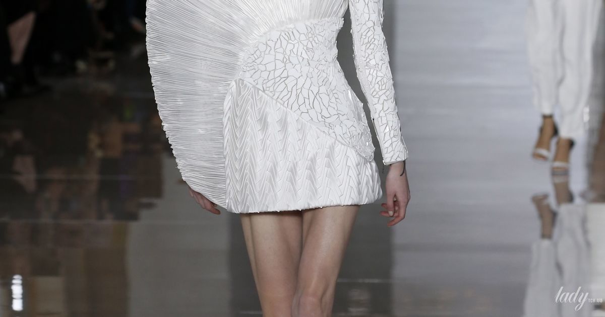 Колекція Balmain прет-а-порте сезону весна-літо 2019 / © East News