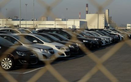 GM объявил прощальную распродажу в России