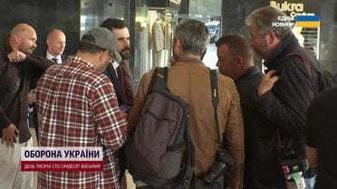 Россияне лезли по головам! Наглое поведение российских пропагандистов в Стамбуле!