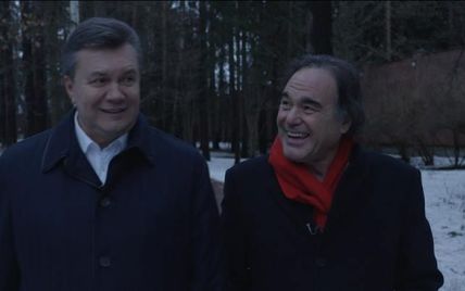 Оливер Стоун снимает кино, как "неонацисты" и ЦРУ выгнали Януковича из Украины