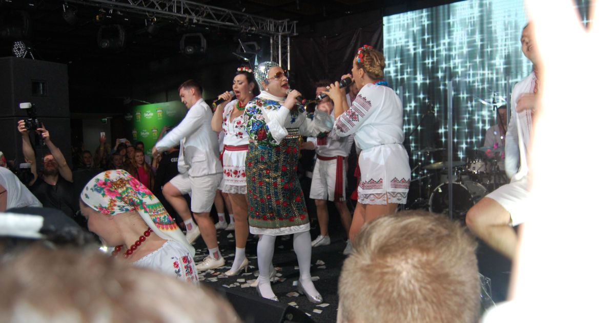 Верка Сердючка на вечеринке в EuroClub/Фото Алины Онопы