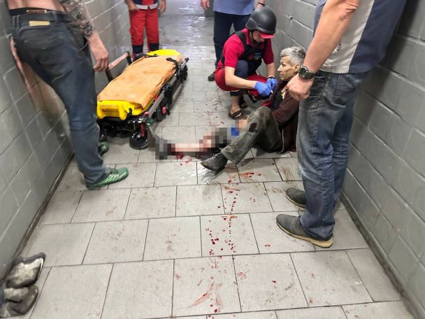 Росіяни вдарили по Херсону 23 чеорвня. / © Голова Херсонської ОВА Олександр Прокудін.