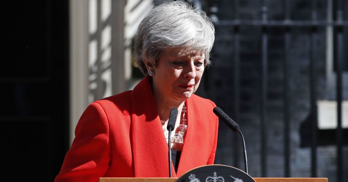 Прем'єр Великої Британії Тереза Мей оголосила про відставку