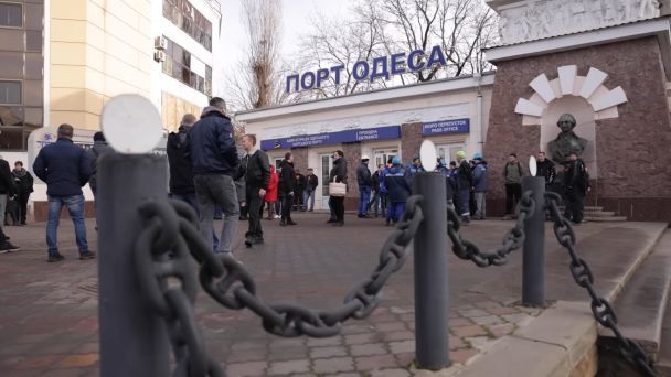 Одесский порт/Скриншот по видео Хапуга.UA