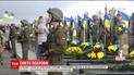 Особливий прапор та стрілянина в центрі міста: як в Україні відзначали День захисника