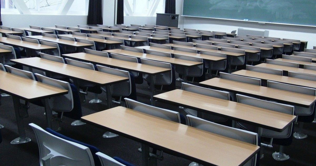 Стрельба в университете Перми: появилось фото из аудитории, в которой забаррикадировались студенты