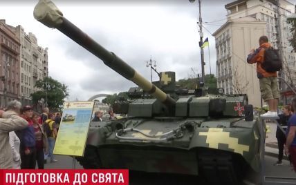 "Гіацинт", "Оплот" та інші: військова техніка на Хрещатику спричинила фурор у столиці