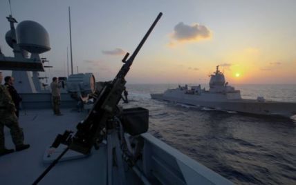 Россия срочно приобрела у Турции корабли для транспортировки вооружения в Сирию - СМИ