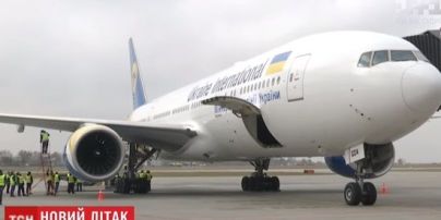 Львовский аэропорт впервые в своей истории принял “Боинг-777”