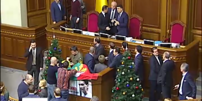 Рада не проголосовала за "бюджетные" законы Яценюка