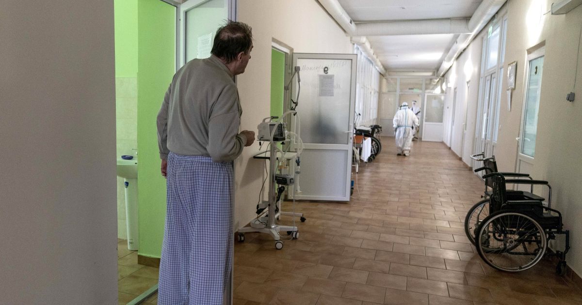 До 100 случаев повторного заражения коронавирусом обнаружили в Черновицкой области — врач