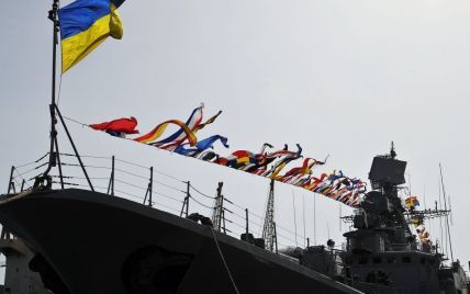 В Украине отмечают День ВМС: военных благодарят за верность присяге во время агрессии России