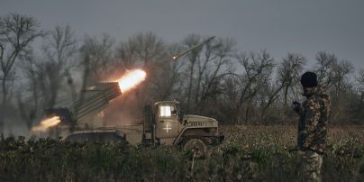 Утримали позиції і штурмують! Бійці під шквальним обстрілом відстоюють Бахмут