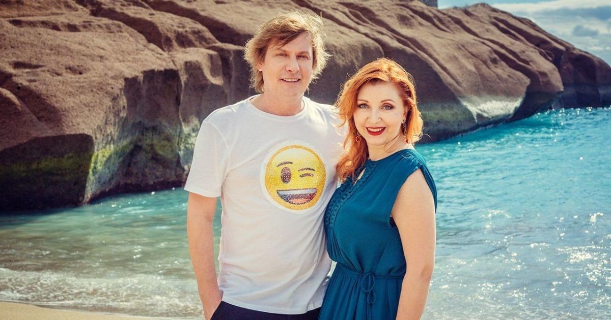 Зірка "Кварталу 95" Степан Казанін показав красуню-дружину і двох синів