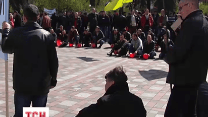 Шахтеры после трех дней митингов получили приказ разъезжаться