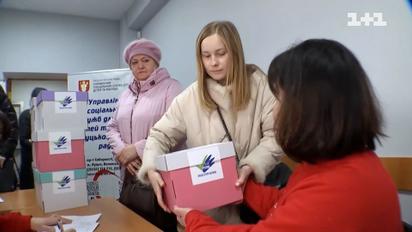 Як врятовані із окупації маріупольці починають життя спочатку