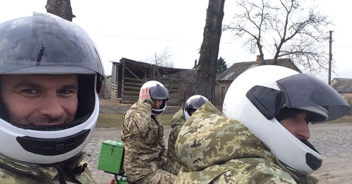 Мирзоян на день "стал" пограничником