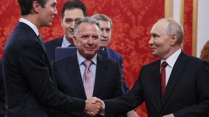 Джаред Кушнер під час зустрічі з Володимиром Путіним
