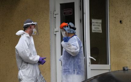 В Украине снова коронавирусный антирекорд: количество случаев в сутки перевалило за 5 тысяч