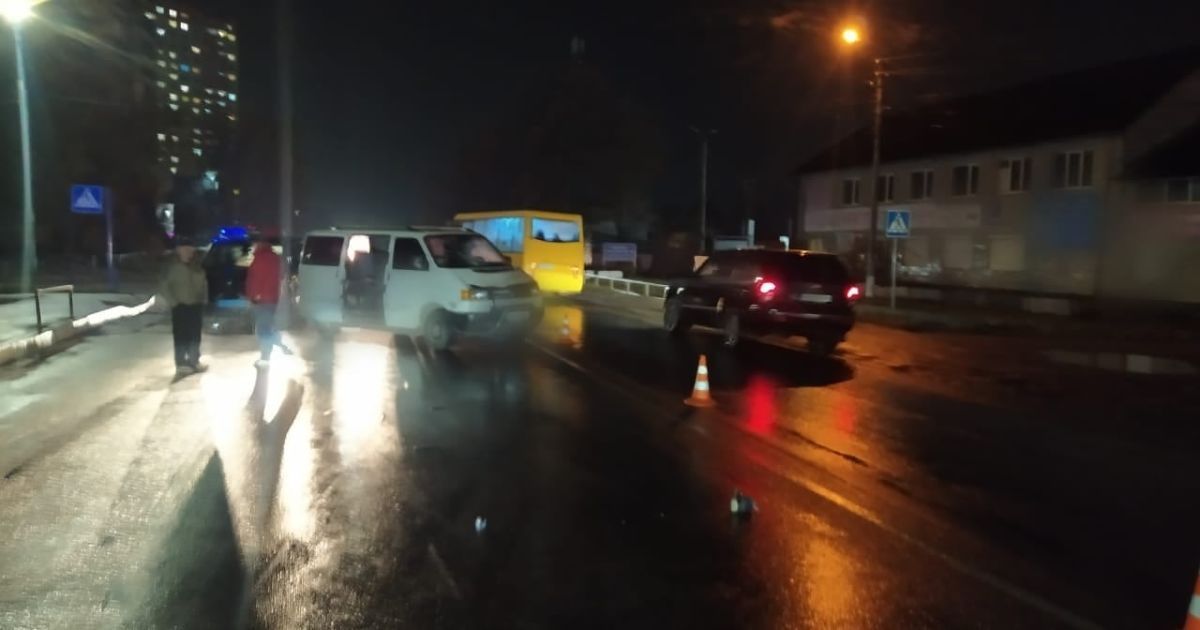 У Броварах водій на Volkswagen Transporter збив на смерть пішохода