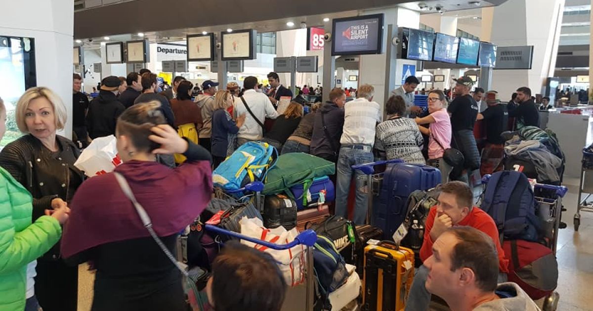 Конфлікт між Індією і Пакистаном: в аеропорту Делі застрягли десятки українців