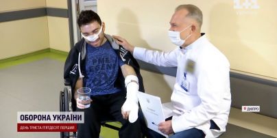 Глотал камни, чтобы не задохнуться под завалами: история спасения студента после обстрела
