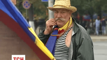 Протестуючі у Кишиневі вимагають відставки верховної влади країни