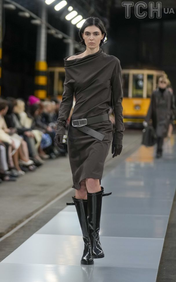 Бренд Tod's представил коллекцию осень-зима 2024-2025 в Милане - фото ...