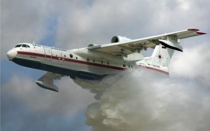 У Туреччині розбився пожежний літак Бе-200, орендований у Росії