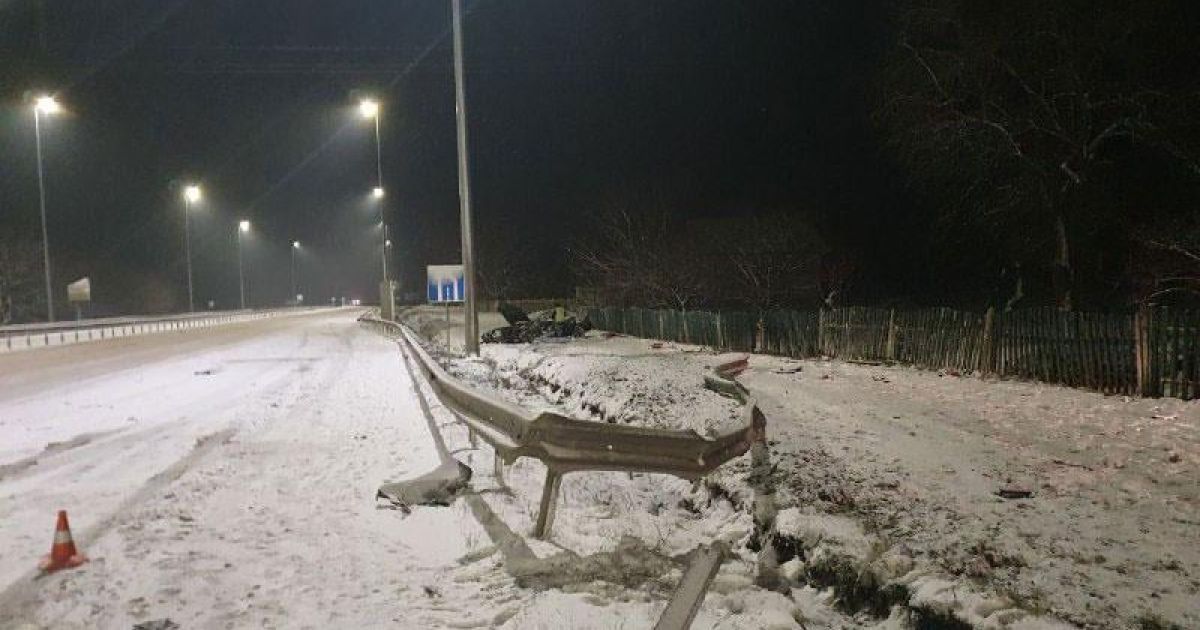 Двоє братів зі Львова розбились в ДТП_4 / © ГУ Нацполиции в Ровенской области