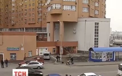 Сусід загиблого регіонала Михайла Чечетова випав з вікна