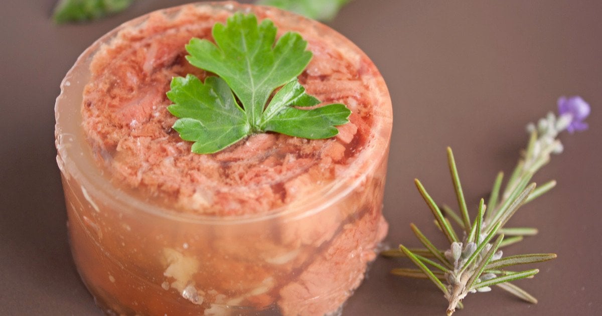 Заливное из супового набора красной рыбы