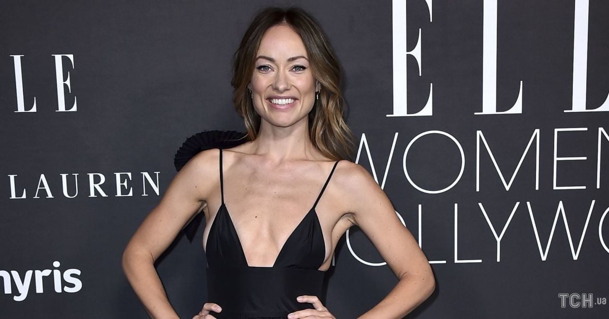 Фистинг қызметін ұсынатын жас мәскеулік жезөкшелер